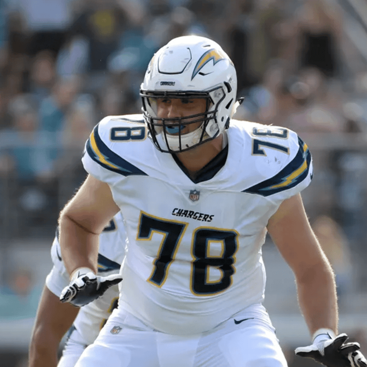 Bears Sign O-Lineman Michael Schofield, Bears Unveil New Helmet