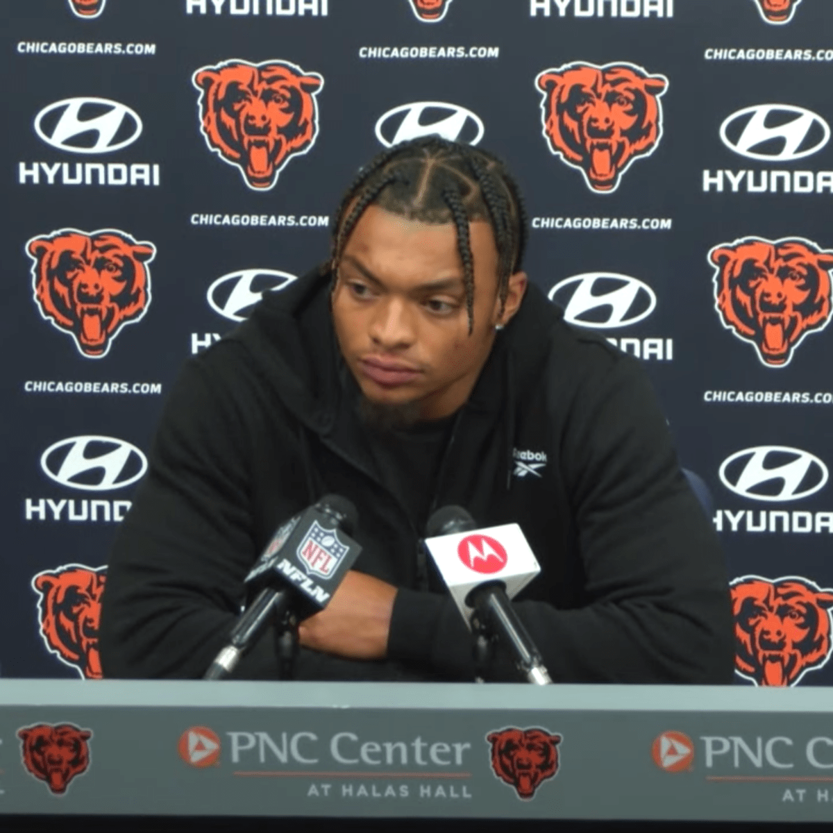 Bears' Justin Fields clarifies his comments on 'coaching' being a