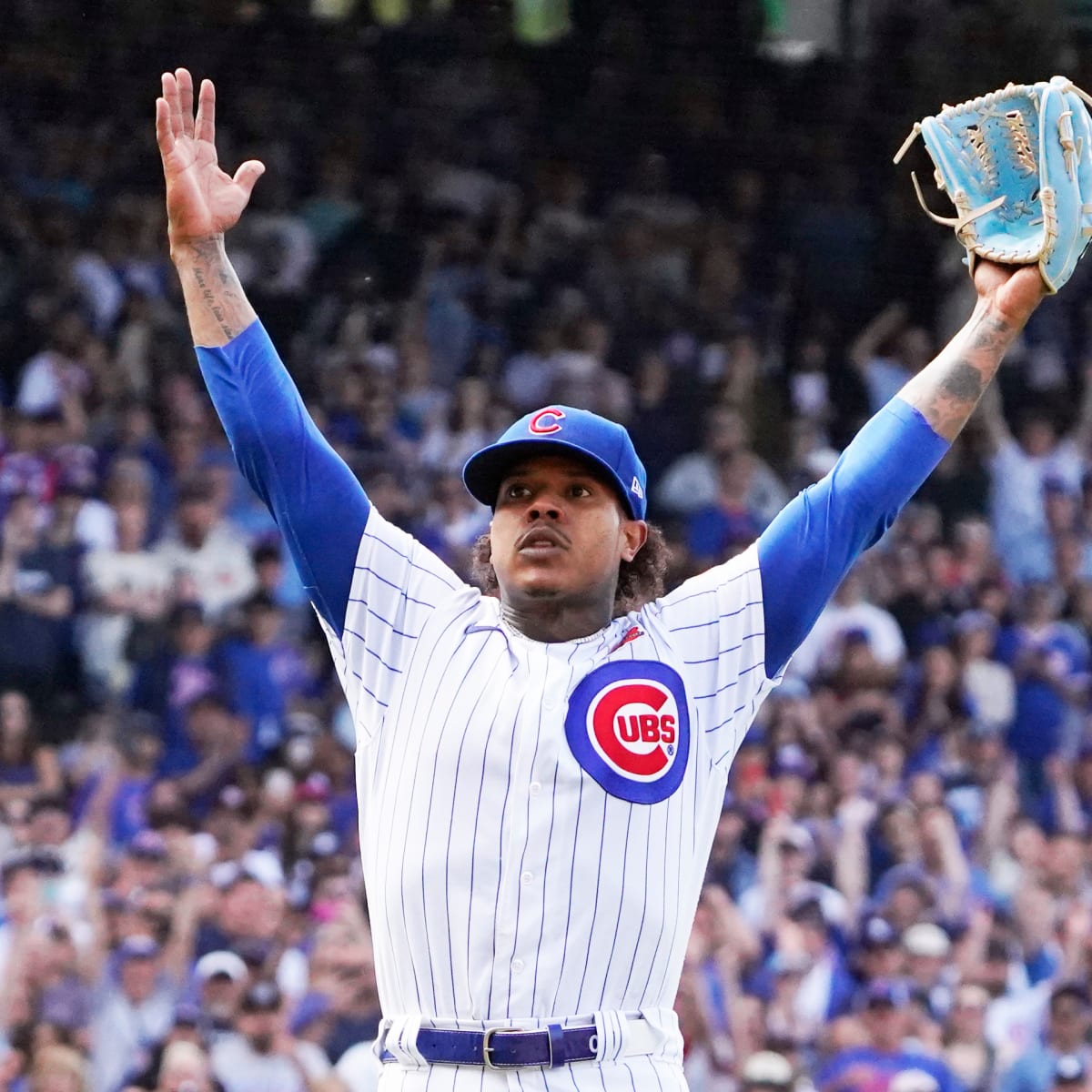 Cubs deals playoff jersey