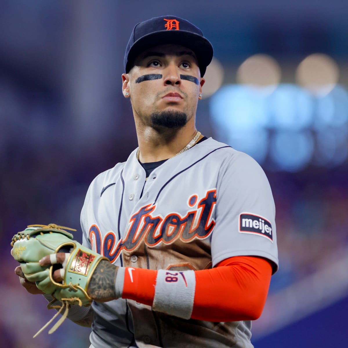 Javier Baez Will Play Cubs For First Time on Monday On Tap
