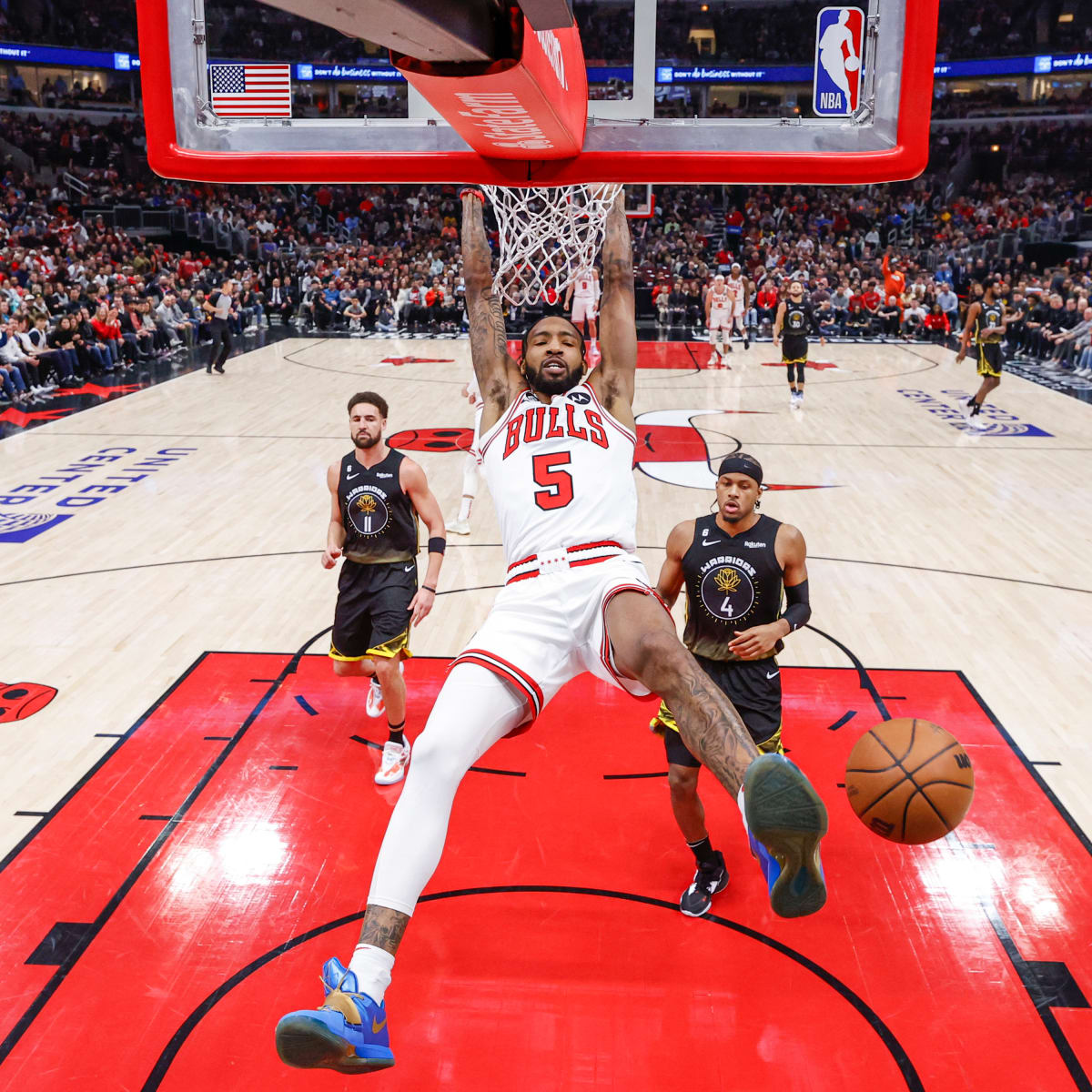 Derrick discount jones jr