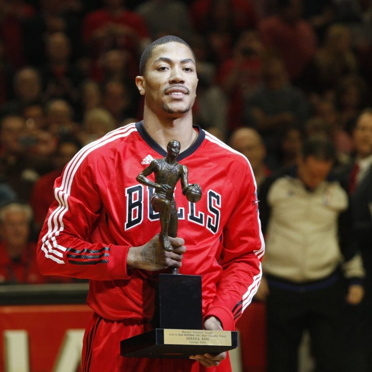 Derrick rose sales mvp year