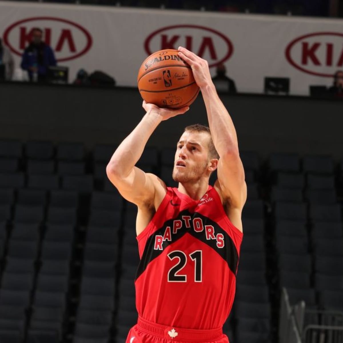 BREAKING Chicago Bulls Sign Matt Thomas On Tap Sports Net