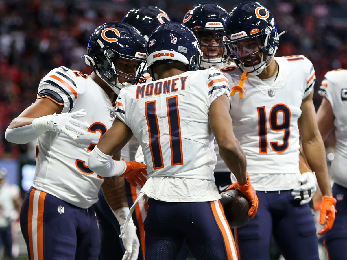 Bears' Darnell Mooney 'ready to roll' after injury-shortened 2022, says  Chicago fans should 'get ready to win' 