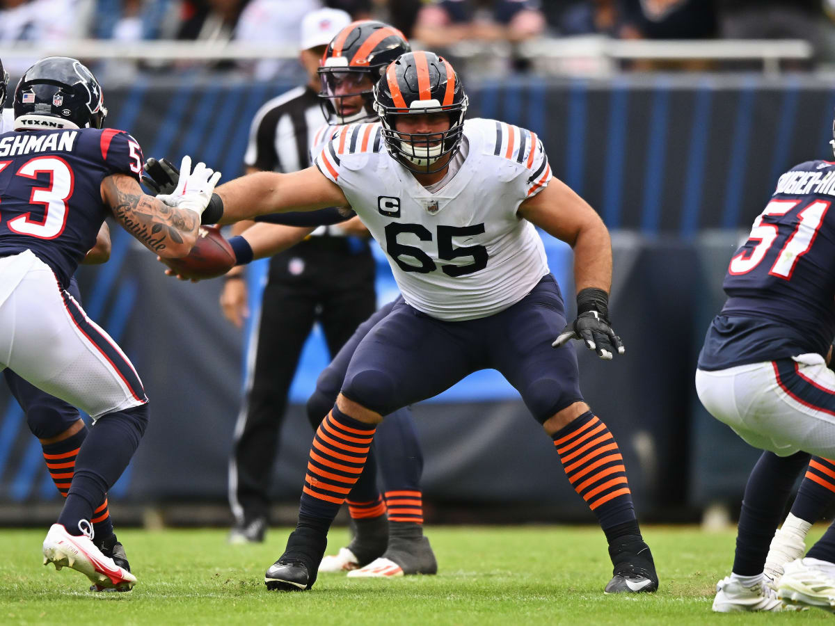 Chicago Bears center Cody Whitehair (65) looks to make a block during an  NFL preseason football game against the Cleveland Browns, Saturday Aug. 27,  2022, in Cleveland. (AP Photo/Kirk Irwin Stock Photo - Alamy