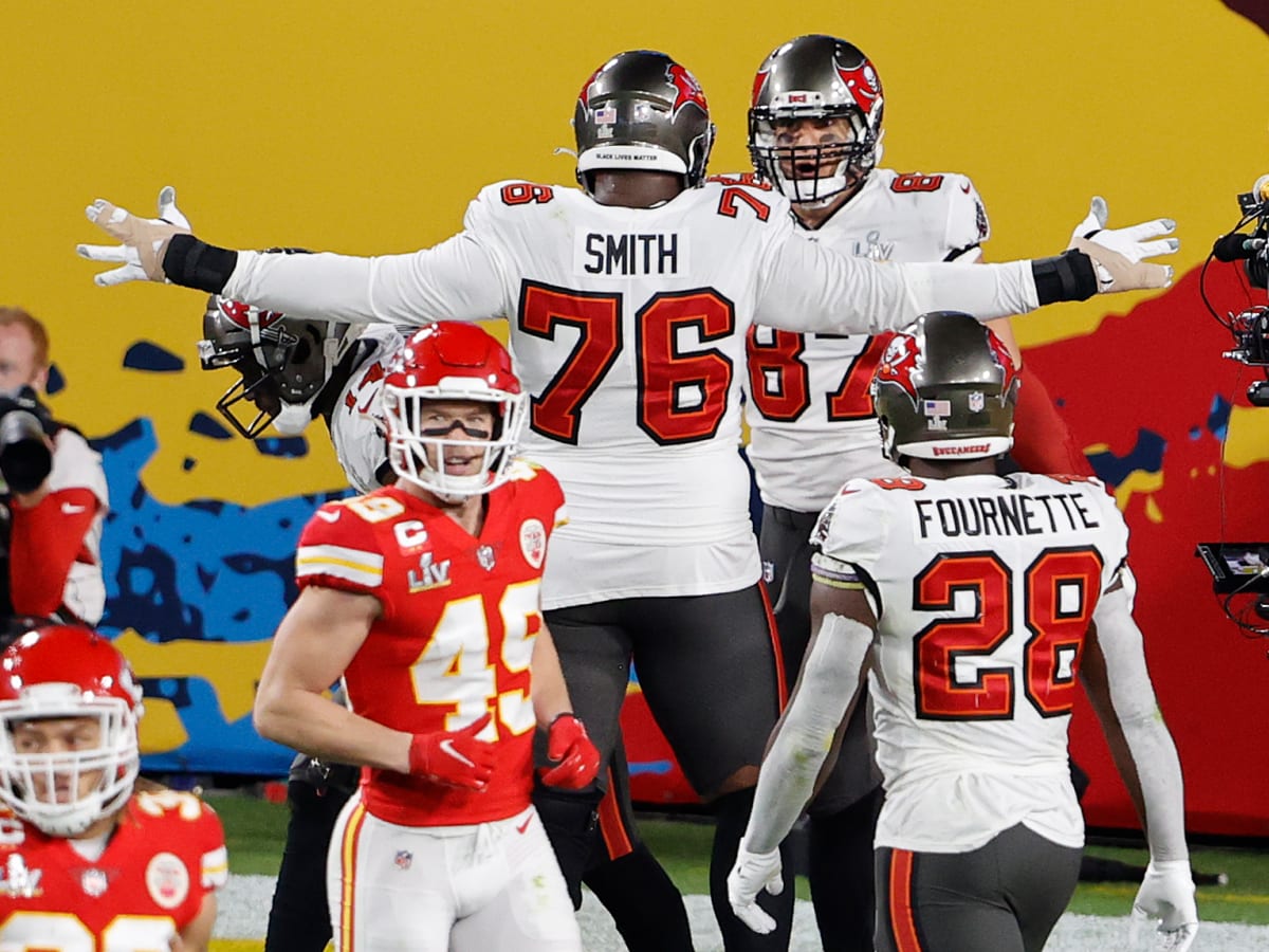 The Evolution of the Tampa Bay Buccaneers Offensive Line: A New Era 