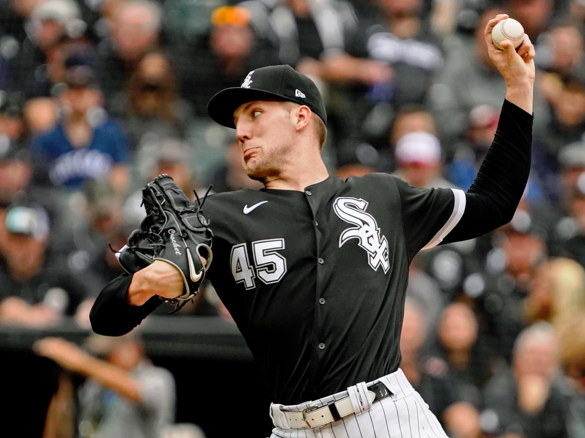 White Sox Injury Updates: Lopez to IL, Robert to Begin Rehab Assignment -  On Tap Sports Net