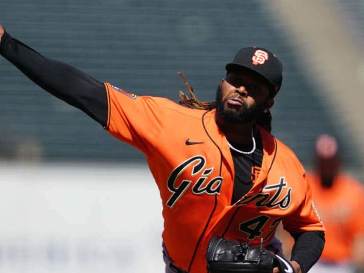 SF Giants starter Johnny Cueto pitching for division title