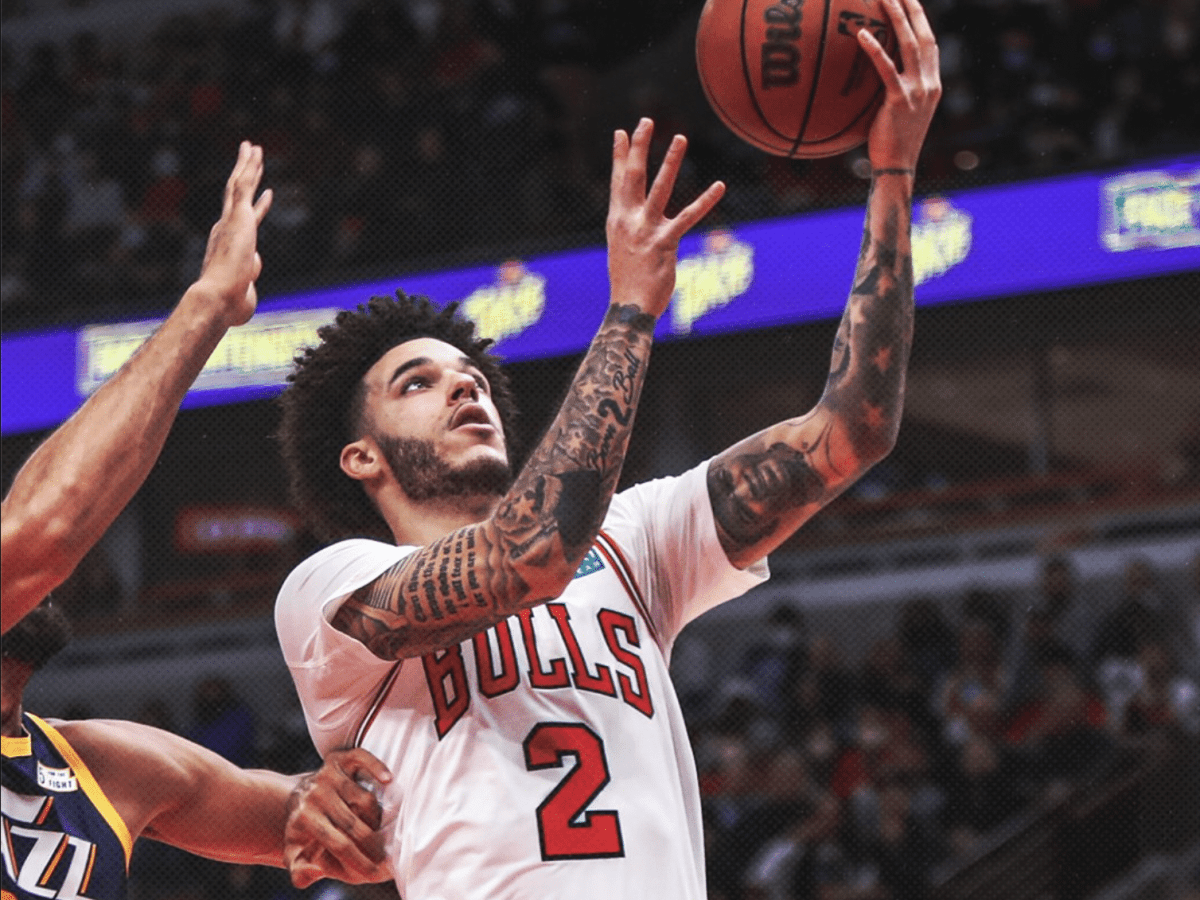 Bulls' Lonzo Ball makes positive strides, but there are still lots