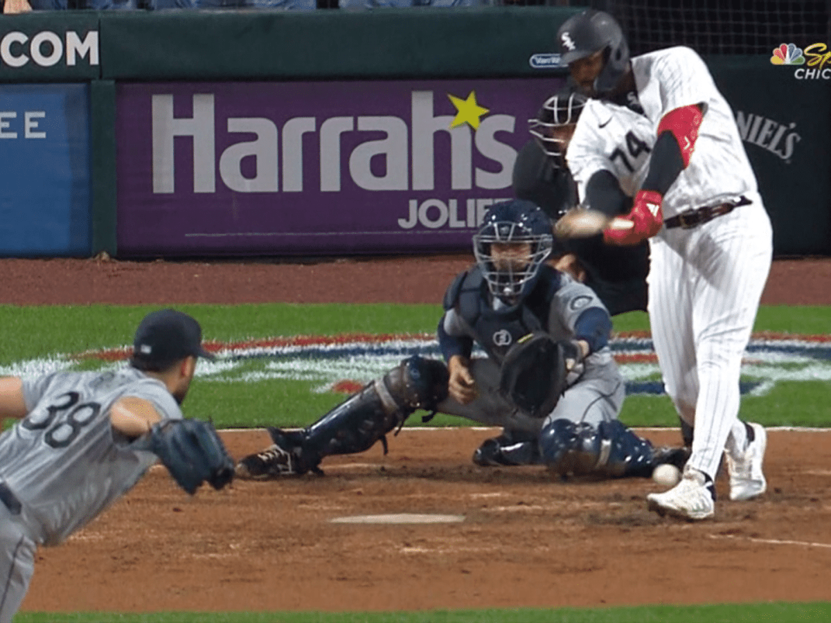 Chicago White Sox Eloy Jimenez GIF - Chicago white sox Eloy