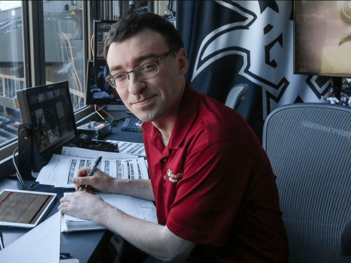 Jason Benetti (JD '11) featured in SEN article about his position