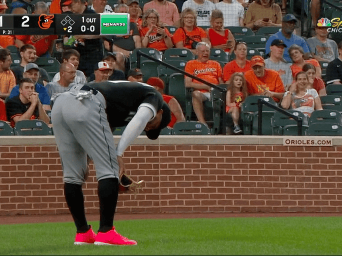 White Sox Injury Updates: Luis Robert, Yoan Moncada, Josh Harrison