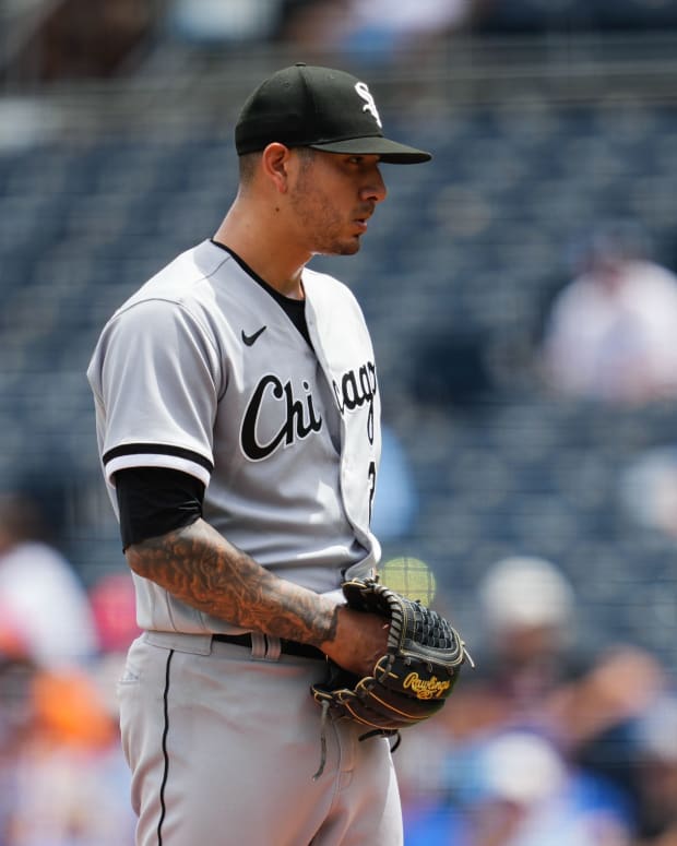 May 19, 2022; Kansas City, Missouri, USA; Chicago White Sox starting pitcher Vince Velasquez (23) pitches against the Kansas City Royals during the first inning at Kauffman Stadium.