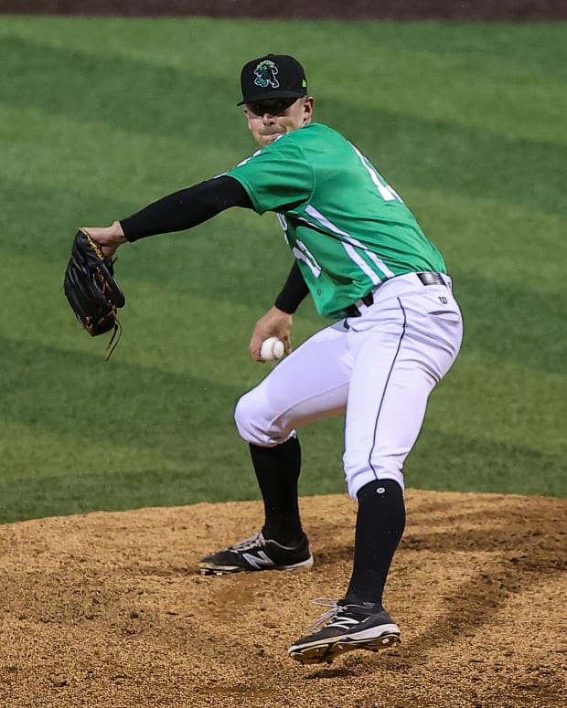 Nick Avila throws a pitch for the Eugene Emeralds