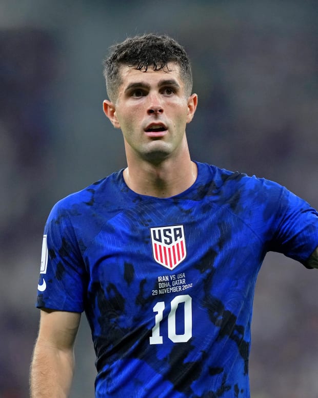Nov 29, 2022; Doha, Qatar; United States of America forward Christian Pulisic (10) reacts after a play against Iran during the first half of a group stage match during the 2022 World Cup at Al Thumama Stadium.
