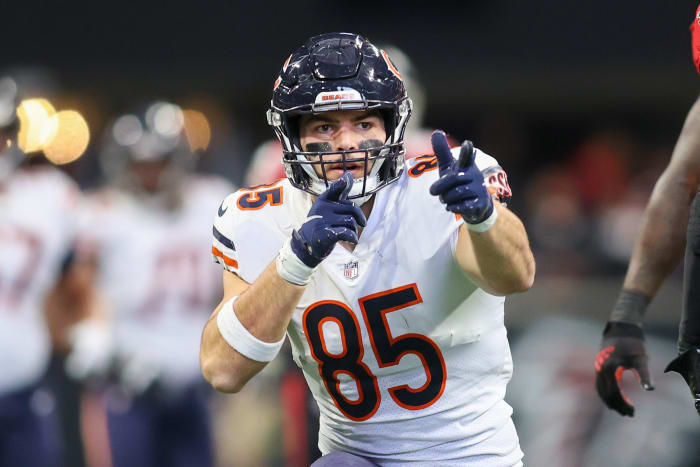 BREAKING: Bears, TE Cole Kmet Agree to 4-Year Contract Extension - On ...