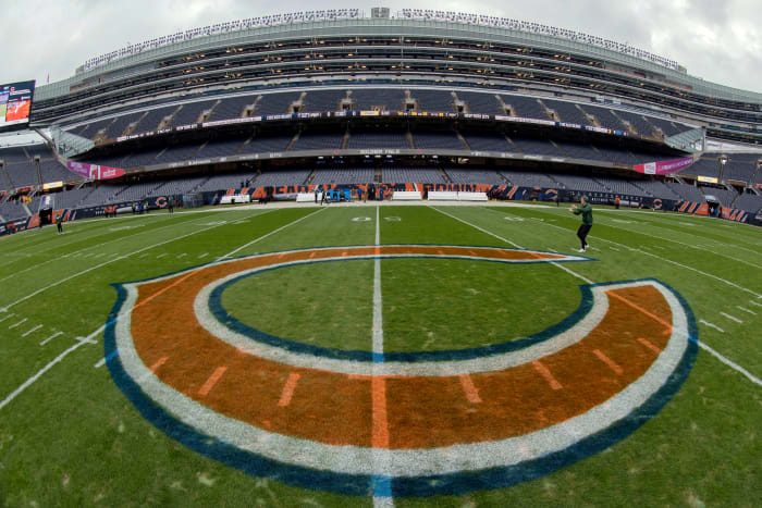 Chicago Bears Change Primary Logo From Classic 'C' to Bear Logo - On ...