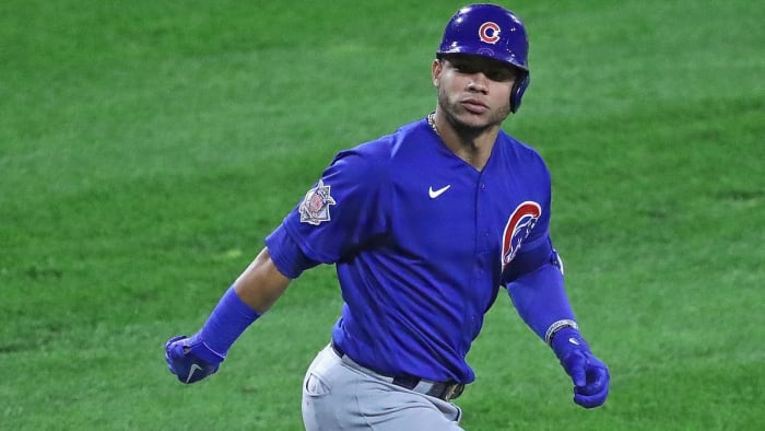 CHICAGO, ILLINOIS - SEPTEMBER 25: Willson Contreras #40 of the Chicago Cubs looks at the Cubs dugout as he runs the bases after hitting a three run home run in the 3rd inning against the Chicago White Sox at Guaranteed Rate Field on September 25, 2020 in Chicago, Illinois. (Photo by Jonathan Daniel/Getty Images)