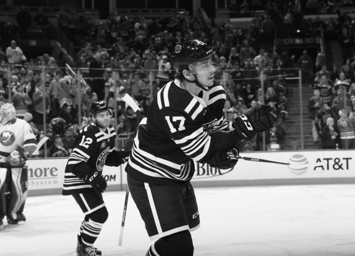 The Game in GIFs: Blackhawks vs. Islanders - On Tap Sports Net