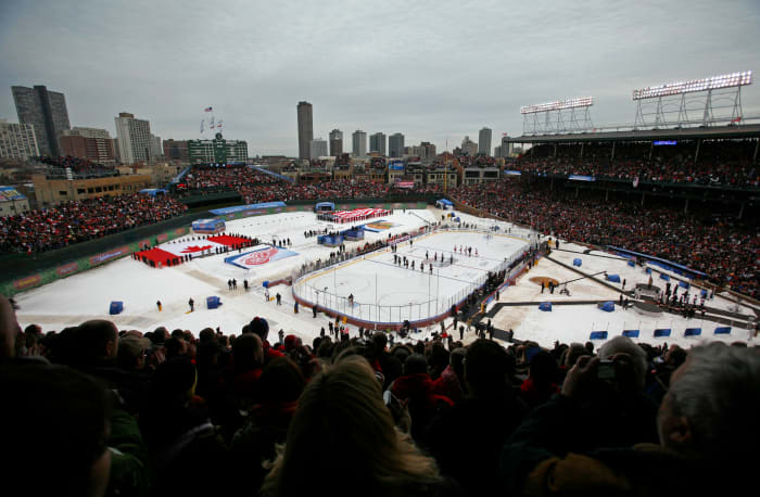 chicago-blackhawks-appear-poised-to-host-2025-winter-classic-amid