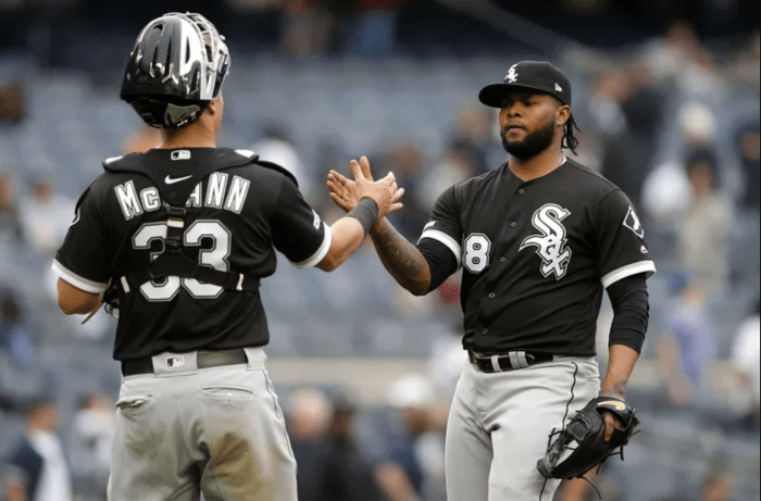 White Sox Tenders and Non-Tenders - On Tap Sports Net