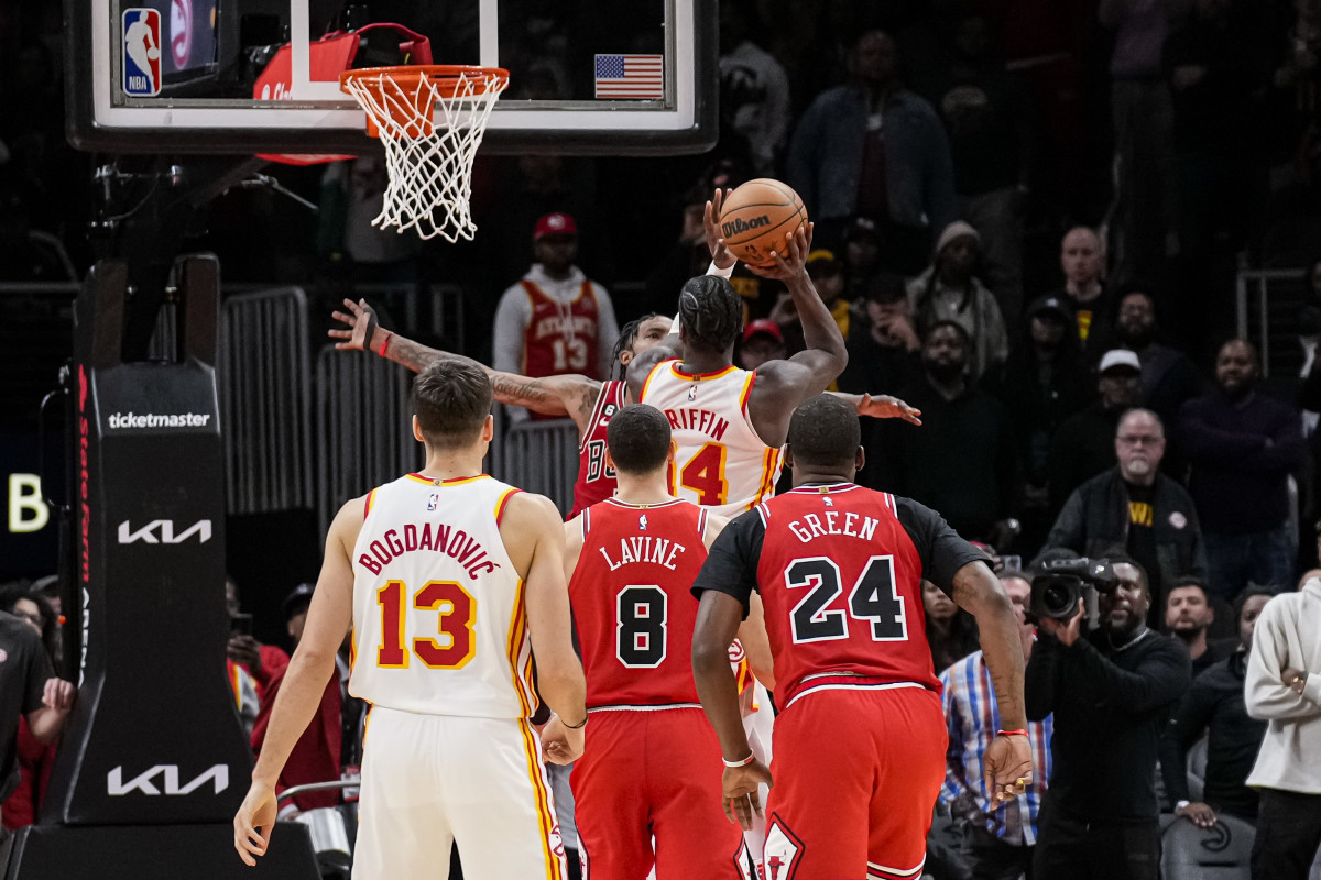 Tired Bulls Lose Overtime Heartbreaker To Hawks 123-122 - On Tap Sports Net