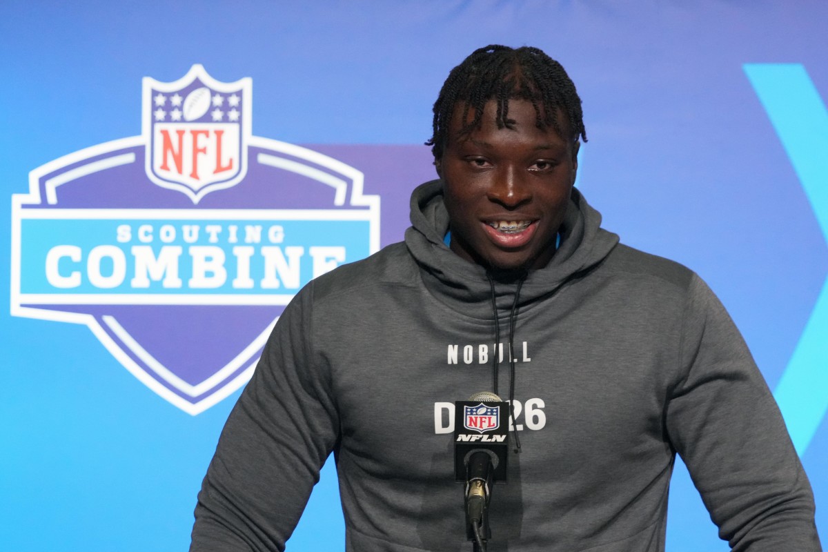 NFLN  What can WR prospects do to stand out at Combine?