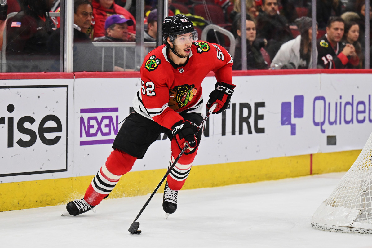 Blackhawks roster projection 2.0: Where MacKenzie Entwistle and Cole  Guttman stand - The Athletic