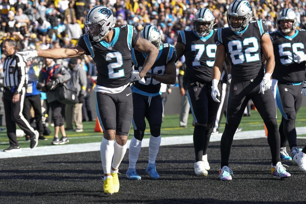 These 2 crazy DJ Moore stats should excite the Chicago Bears - On Tap  Sports Net