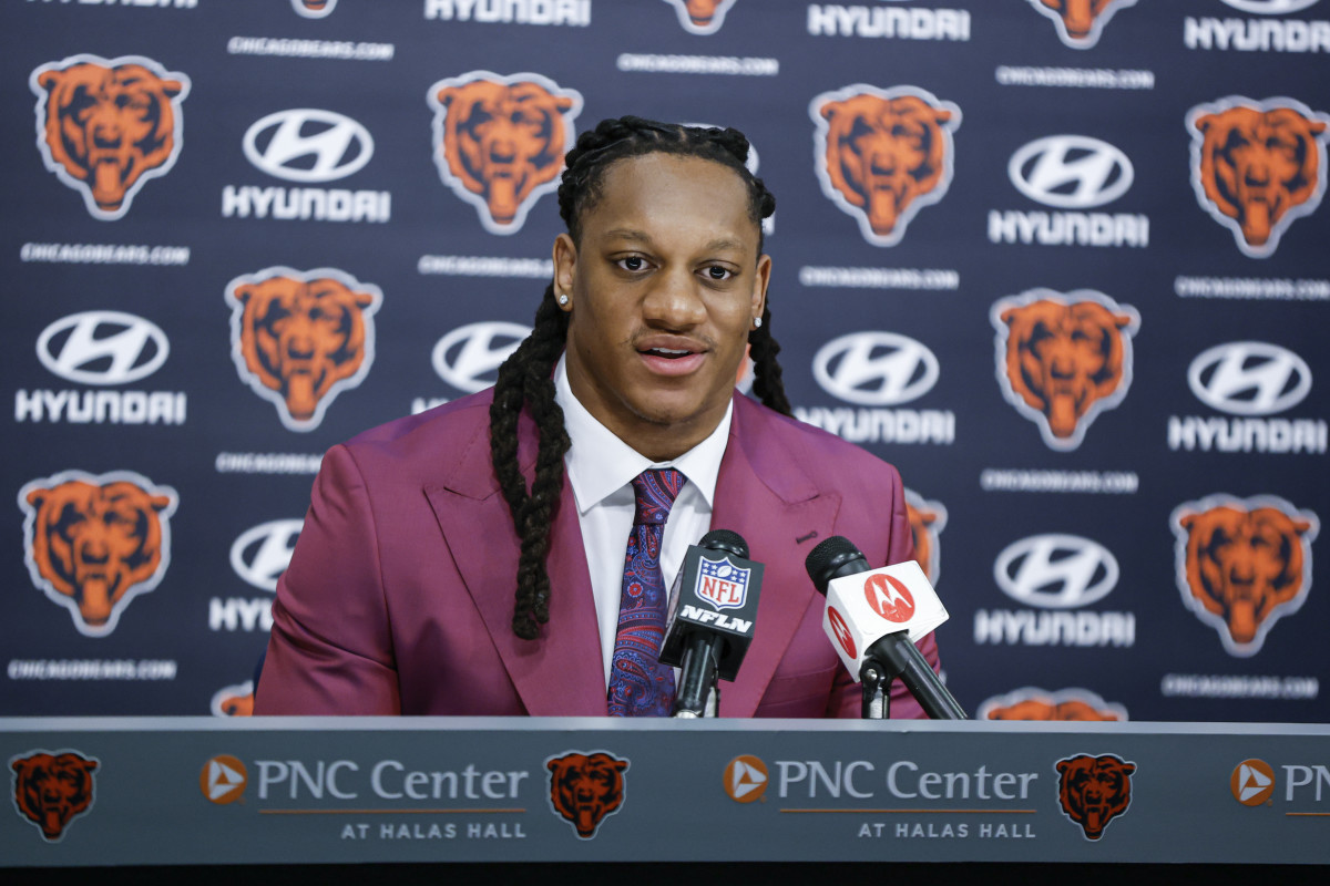Mar 16, 2023; Lake Forest, IL, USA; Chicago Bears linebacker Tremaine Edmunds speaks during a press conference at Halas Hall.