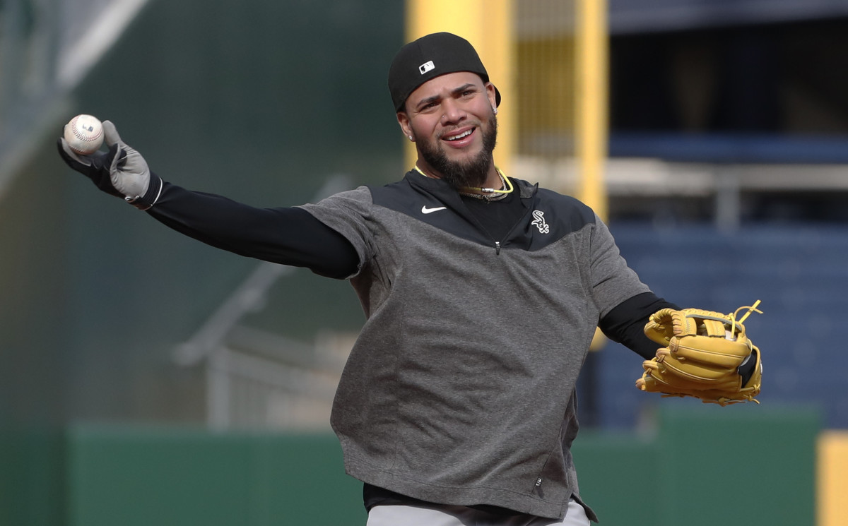 Yoan Moncada returns to White Sox among series of roster moves - On Tap  Sports Net