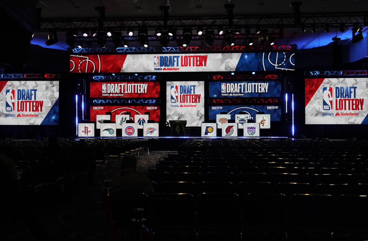 Chicago Bulls' lack of luck at 2023 NBA Draft Lottery is a disaster