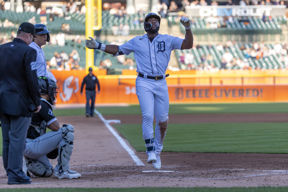 Chicago White Sox Injury Updates on Liam Hendriks and Mike Clevinger -  Fastball