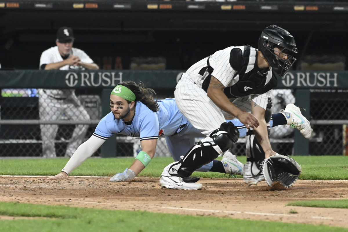 White Sox swept by Blue Jays, fall to season-low 15 games below