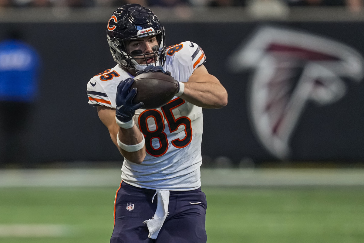 Should the Chicago Bears prioritize re-signing Cole Kmet? - On Tap Sports  Net