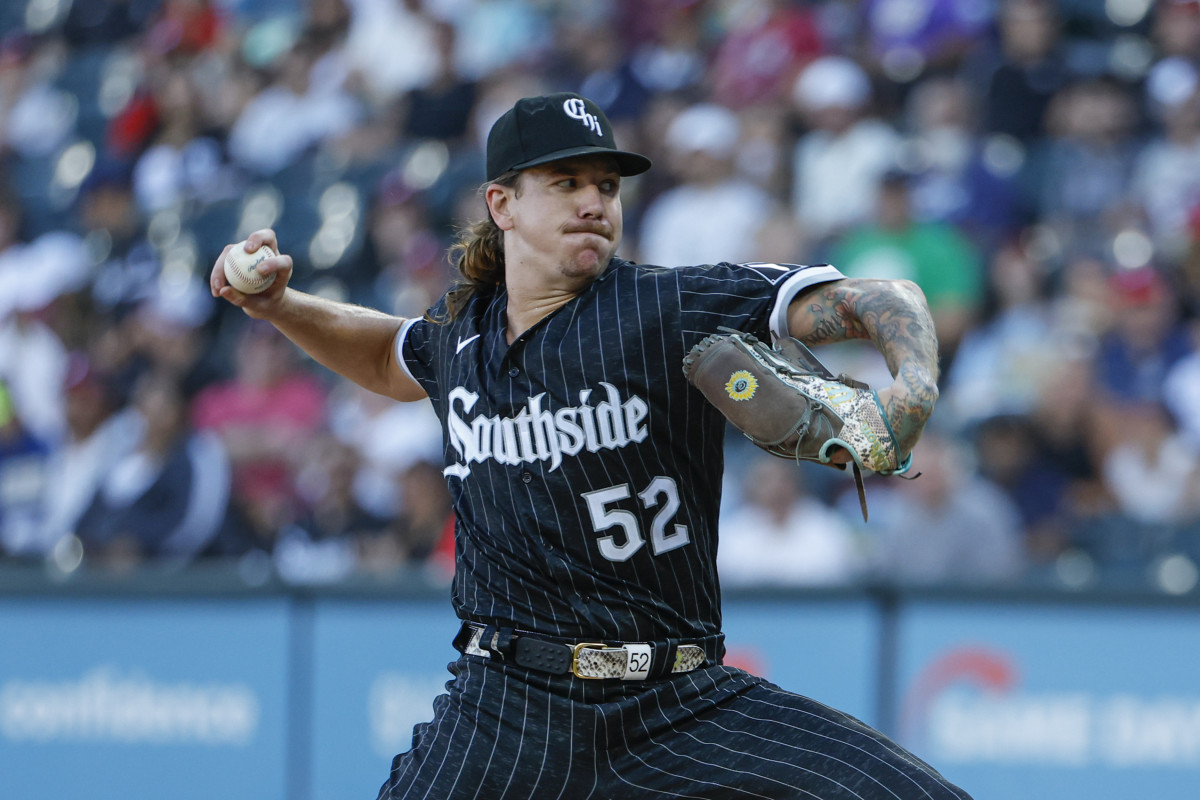 White Sox' Mike Clevinger looks to record hat trick of wins vs
