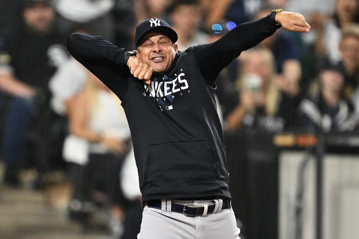 MLB Ump Puts Yankees Manager Aaron Boone In His Place