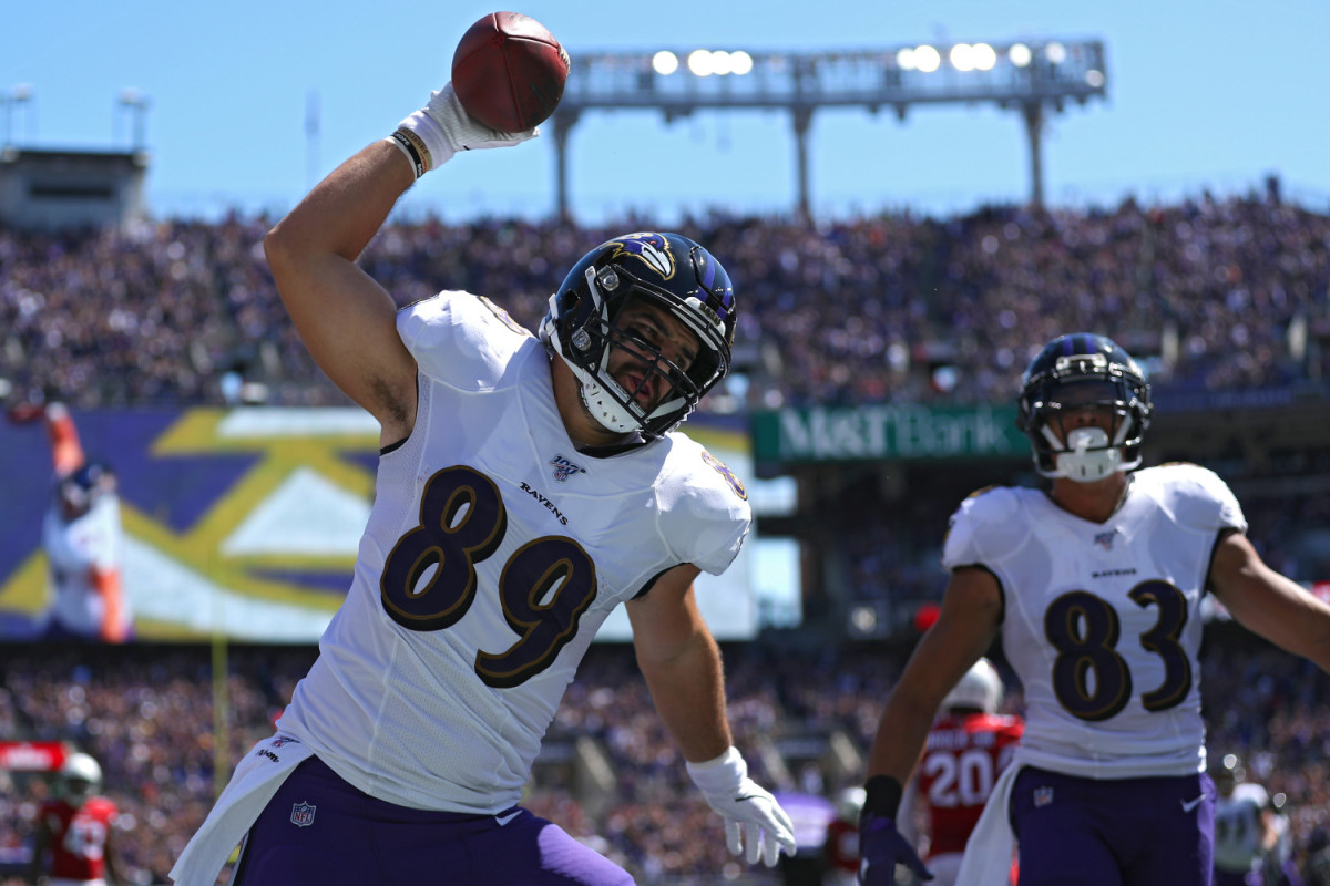 BALTIMORE, MARYLAND - SEPTEMBER 15: Tight end Mark Andrews #89 of the Baltimore Ravens celebrates after scoring a touchdown against the Arizona Cardinals during the first quarter at M&amp;T Bank Stadium on September 15, 2019 in Baltimore, Maryland. (Photo by Patrick Smith/Getty Images)