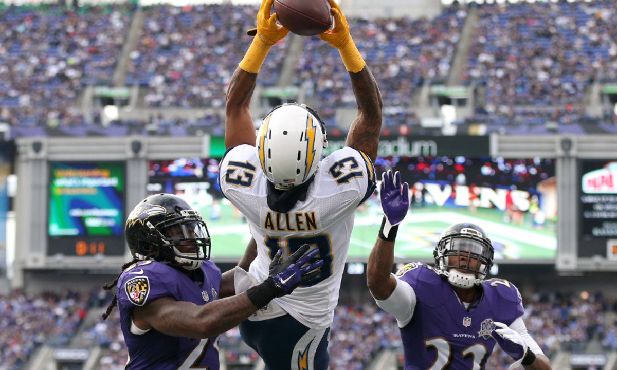 BALTIMORE, MD - NOVEMBER 01: Wide receiver Keenan Allen #13 of the San Diego Chargers catches a touchdown pass in front of Kendrick Lewis #23 and Jimmy Smith #22 of the Baltimore Ravens during the second quarter at M&amp;T Bank Stadium on November 1, 2015 in Baltimore, Maryland. (Photo by Patrick Smith/Getty Images)