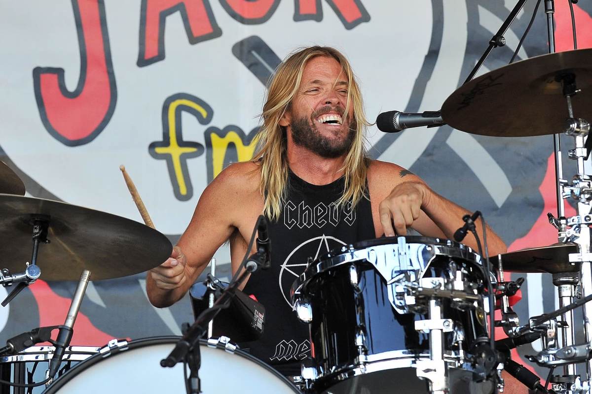 Taylor Hawkins Foo Fighters Drummer dead passed away