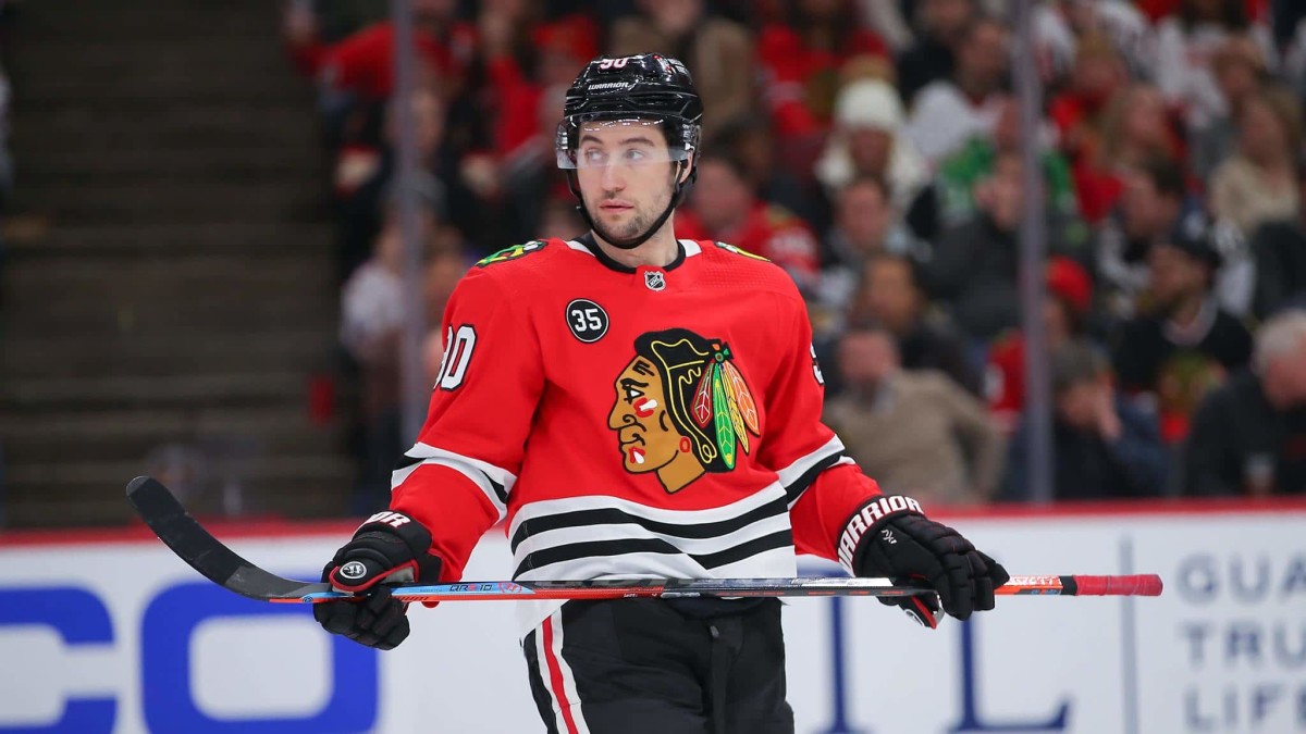 Blackhawks' Tyler Johnson To Return, Kirby Dach Game-Time Decision Vs. Sabres - On Tap Sports Net