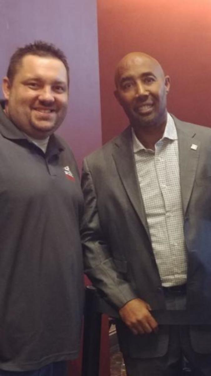 Harold Baines Connects Old and New White Sox Fans - On Tap Sports Net