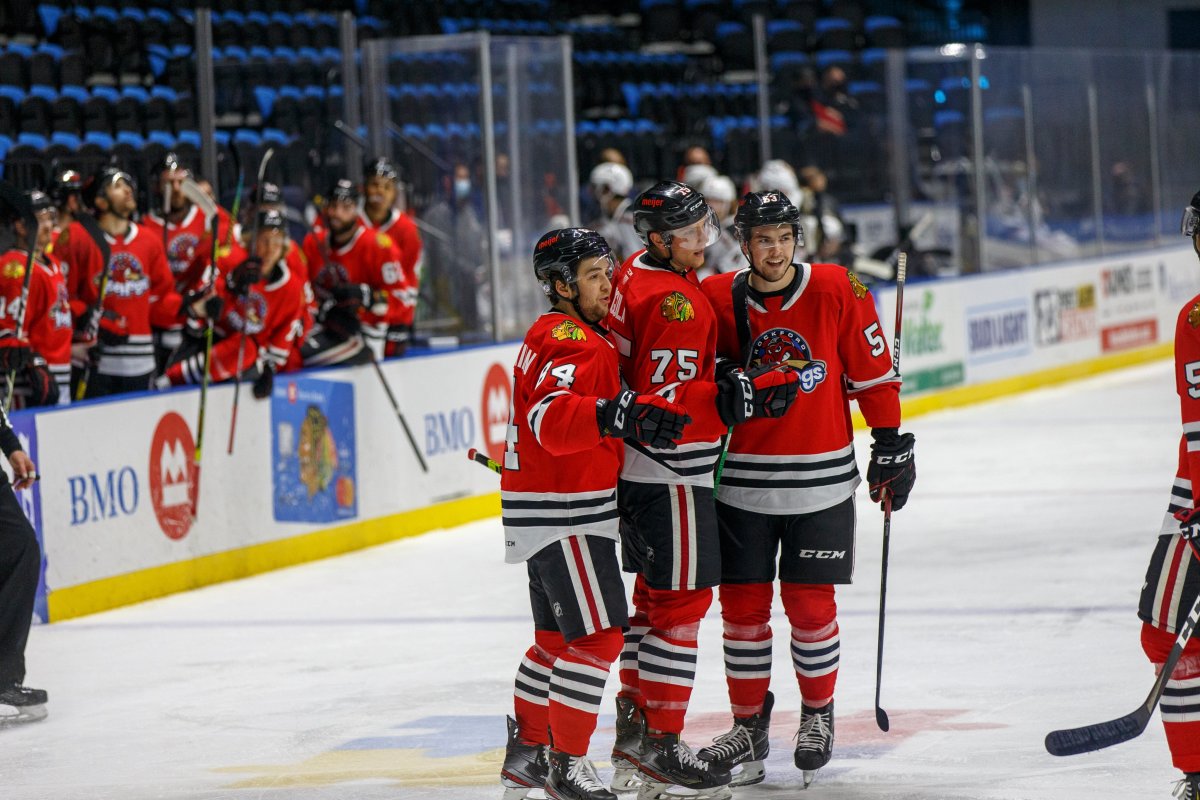 IceHogs Win
