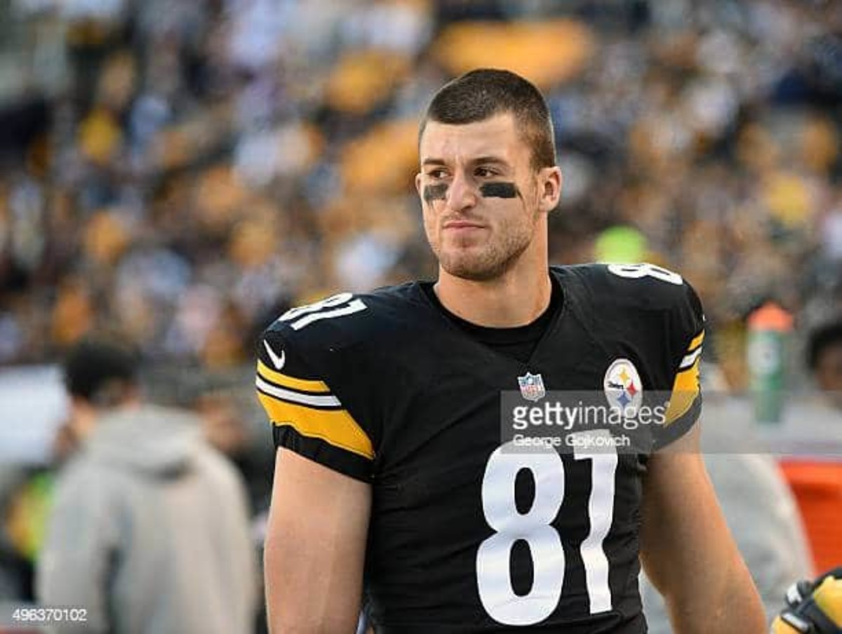 Former Steelers TE Jesse James Signs One-Year Deal with Bears - Steelers Now