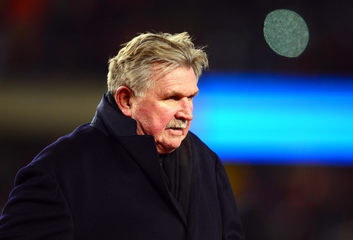 Chicago Bears honor Mike Ditka, beat Dallas Cowboys 45-28