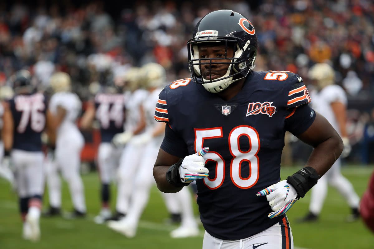 Roquan Smith Chicago Bears Fifth Year Option holding out new contract training camp