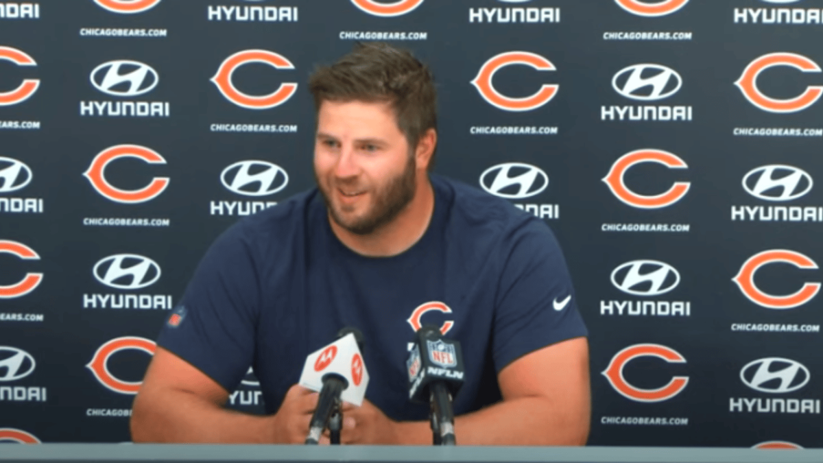 Chicago Bears offensive lineman Riley Reiff comments on Justin Fields