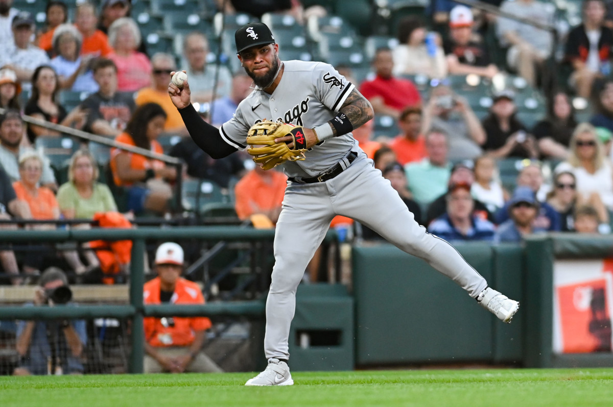 Yoan Moncada and The Great Debate - On Tap Sports Net