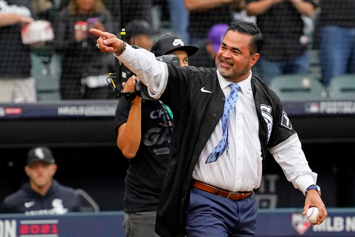 White Sox: Ozzie Guillen is not coming back, per Rick Hahn