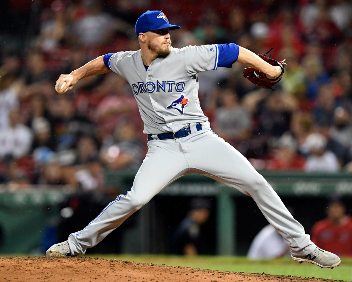 Chicago Cubs scout veteran reliever Ken Giles' workout - On Tap Sports Net